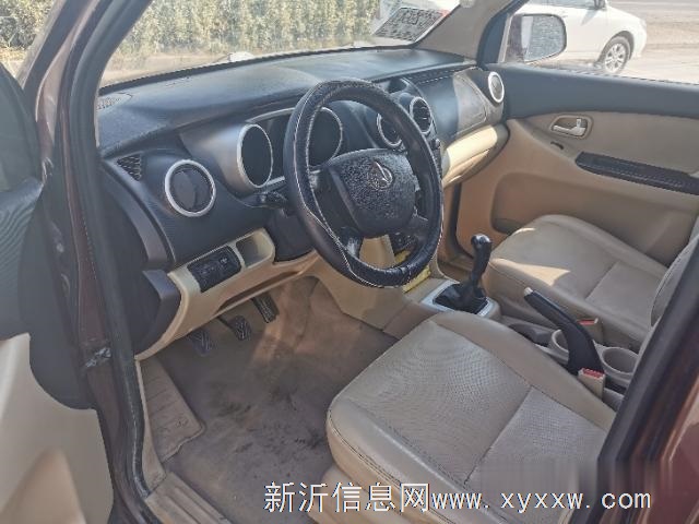 长安商用 欧诺 2015款 金欧诺 1.5 手动 豪华型7