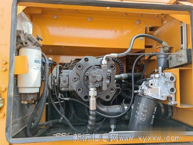 出售原装二手挖掘机三一215C车况性能免检质保两年