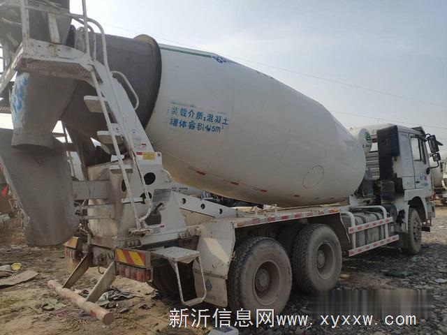 出售二手德龙搅拌车 大14方 后八轮 国五凌宇上装